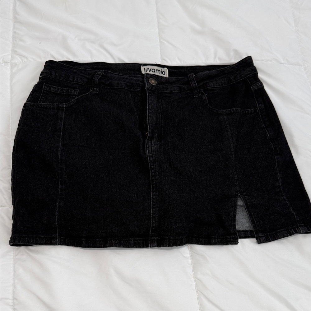 Uvamia Black Mini Skirt